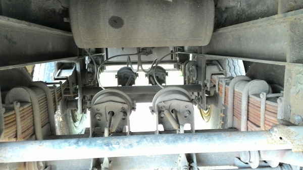 สิบล้อหัวลาก2เพลา 3 พ่วงๆละ 620000 บาทUD 290 แรงCWM430HTพร้อมหาง 2 เพลาพื้นเรียบยาว10เมตร 3 พ่วงเอาเฉพาะหัวหรือหางก็ได้ครับ