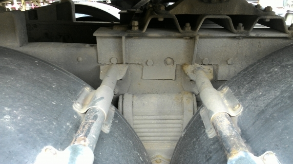 สิบล้อหัวลาก2เพลา 3 พ่วงๆละ 620000 บาทUD 290 แรงCWM430HTพร้อมหาง 2 เพลาพื้นเรียบยาว10เมตร 3 พ่วงเอาเฉพาะหัวหรือหางก็ได้ครับ