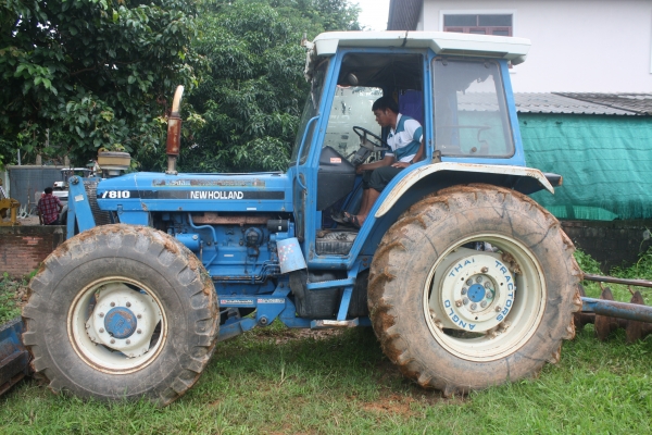 ขายรถไถสองเพลา7810