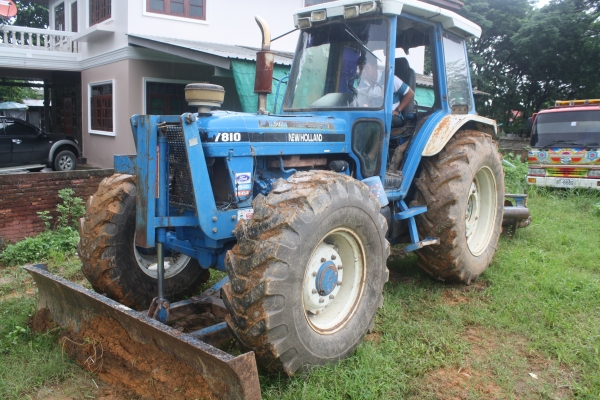 ขายรถไถสองเพลา7810คาราโร่