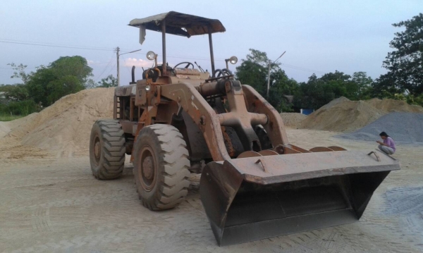 ขายรถตักล้อยางJH65