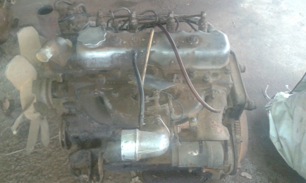 เครื่องยนต์เก่า6ล้อ 85แรงม้าisuzu อีกเครื่องใส่ปิคอัพจะเอาเป็นคู่เลยราคาพิเศษ