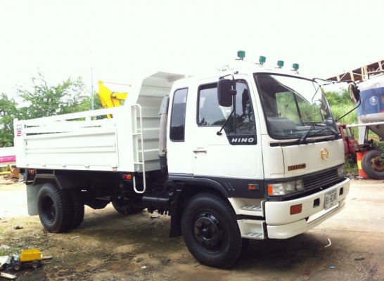 ขาย 6.ล้อตั้มใหญ่ ฮีโน่.195. แรง รถสวยมากพร้อมใช้ราคาต่อรองได้.  ยางใหม่หมด. กะบะ3มิตร. ใหม่. เอกสารเล่มพร้อมโอน