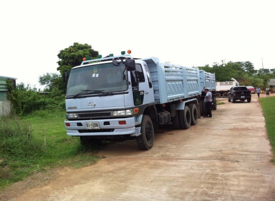 ขาย. รถพ่วงดั้ม3มิตรแท้. แม่. ลูก. 2k. รถสวยพร้อมใช้. เอกสารเล่มพร้อมโอน