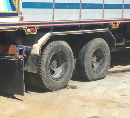 สิบล้อ ฮีโน้ FM3H 220 แรง ปี38 2เพา ช่วงล่าง ZM พร้อมใช้ ทะเบียนพร้อมโอน (( มี อีซูซุ 240นางฟ้า ตัว.K )) ต่อรองได้ ครับ สิบล้อ ฮีโน้ FM3H 220 แรง ปี38 2เพา ช่วงล่าง ZM พร้อมใช้ ทะเบียนพร้อมโอน (( มี อีซูซุ 240นางฟ้า ตัว.K )) ต่อรองได้ ครับ