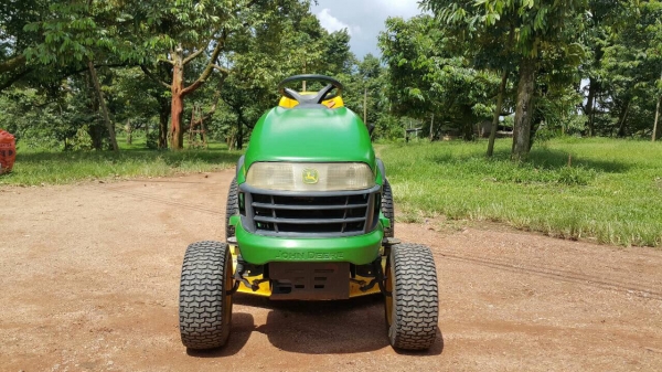 ขายรถตัดหญ้า john deere เจ้าของสวนขายเอง