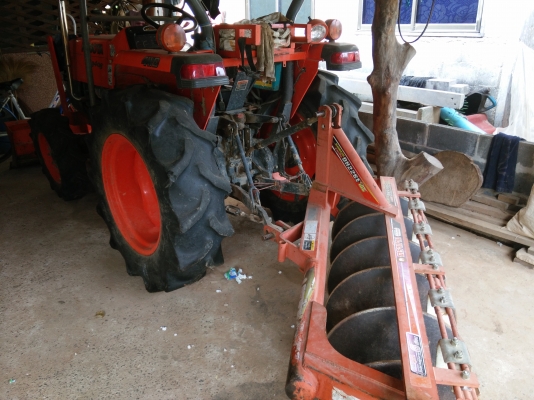 ขายรถไถ คูโบต้า ใช้งานน้อย สวยๆ อุปกรณ์3อย่าง