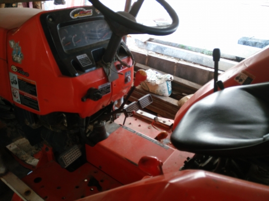 ขายรถไถ คูโบต้า ใช้งานน้อย สวยๆ อุปกรณ์3อย่าง