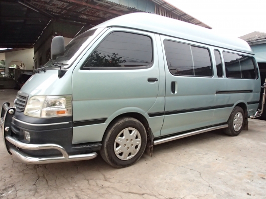 ขายตู้ COMMUTER หลังคาสูง ปี 46 เครื่อง 5L 3000cc รถบ้านเดิมจัดไม่เคยผสมสีซักชิ้นไม่มีชนเดิมมากๆ