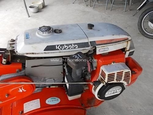 NEW!!! รถพรวนดินเดินตาม KUBOTA TG750 รหัสสินค้า : 80803041 Line ID: nihonmono หรือเพิ่มเติมไดที่ www.nihonmono.com NEW!!! รถพรวนดินเดินตาม KUBOTA TG750 รหัสสินค้า : 80803041 Line ID: nihonmono หรือเพิ่มเติมไดที่ www.nihonmono.com