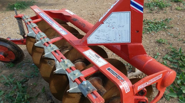 ขายผานพรวน6×24ของCMTรุ้นใหม่ใบเต็ม ขายผานพรวน6×24ของCMTรุ้นใหม่ใบเต็ม