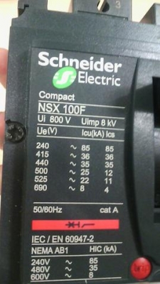 Circuit Breaker 3 เฟส  Compact NSX100F ของใหม่แกะกล่องไม่เคยใช้งาน ใช้กับไฟ 3 เฟส ใช้งานปกติครับ สนใจโทรมาคุยกัน