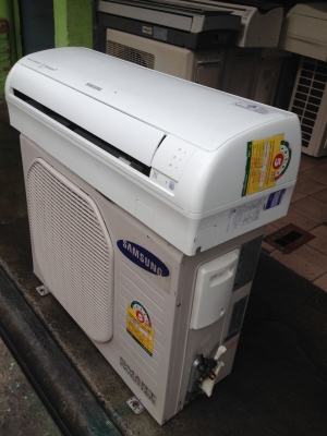 **** ขายแอร์ SAMSUNG 13000 BTU inverter ตัวTOP ปี2012 ****