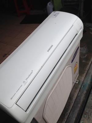 **** ขายแอร์ SAMSUNG 13000 BTU inverter ตัวTOP ปี2012 ****