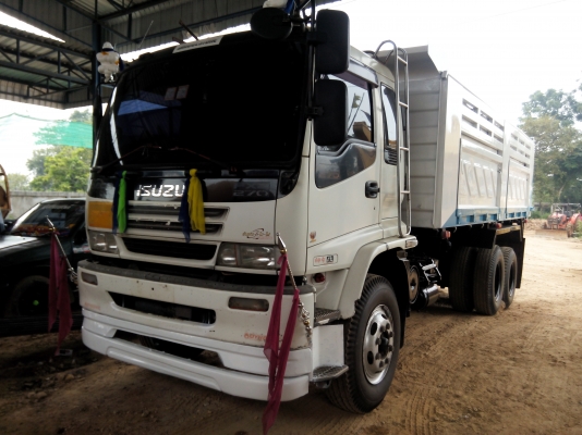 ขายรถบรรทุก 10 ล้อดัมพ์ ISUZU DECA 270 แรงม้าปี 2549 มีระบบลากพ่วง ราคา 1700000