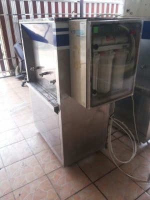ตู้ นํ้าเย็น 3 หัว พร้อมชุดกรอง RO อย่างดี มี 4 ชุด ยังใหม่ เลือกได้ ตู้ นํ้าเย็น 3 หัว พร้อมชุดกรอง RO อย่างดี มี 4 ชุด ยังใหม่ เลือกได้