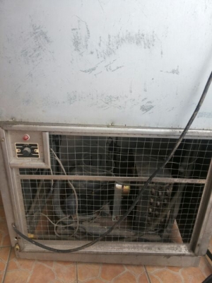 ตู้ นํ้าเย็น 3 หัว พร้อมชุดกรอง RO อย่างดี มี 4 ชุด ยังใหม่ เลือกได้ ตู้ นํ้าเย็น 3 หัว พร้อมชุดกรอง RO อย่างดี มี 4 ชุด ยังใหม่ เลือกได้