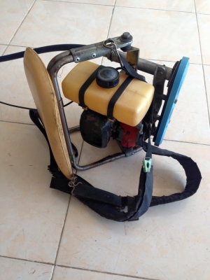 เครื่องตัดหญ้ามือสอง คออ่อน Zenoah 4 แรง