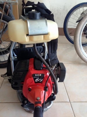 เครื่องตัดหญ้า Mitsubishi คออ่อน TL33 4 แรง