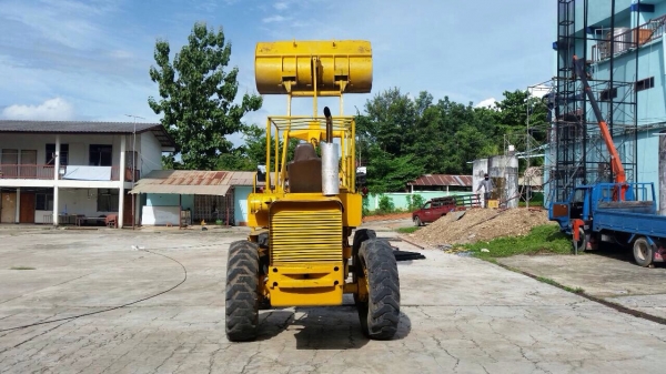 ขายรถตัก