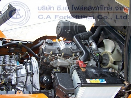 ขายรถ โฟล์คลิฟท์ TOYOTA รุ่น 7FD15