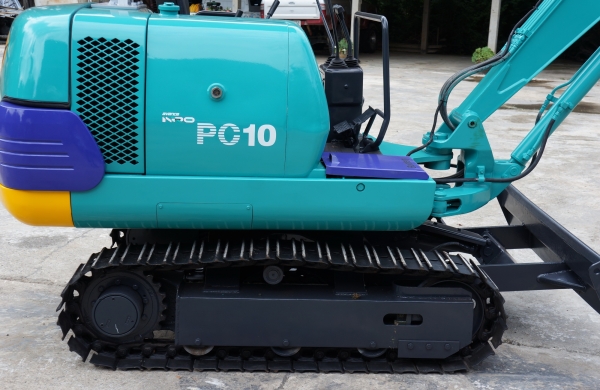 ขายKOMUTSU PC10-7 ตัวรถขนาดเทียบเท่า PC20