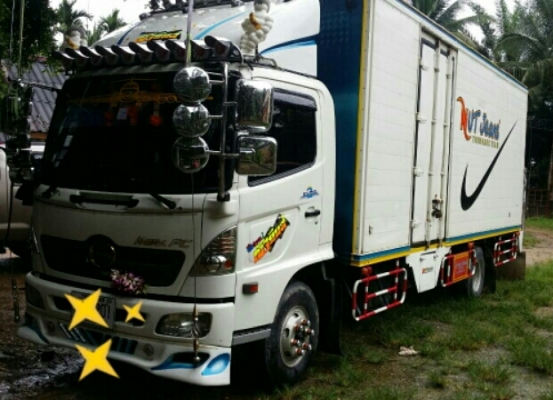 ฝากขาย 955,000บ หกล้อ ฮีโน้ FC 4JJ -175 ปี51บรรทุกตู้ ยาว 6.50ม สภาพดีเดิมสวยกริบ ไม่มีชน ทะเบียนพร้อมโอน ฝากขาย 955,000บ หกล้อ ฮีโน้ FC 4JJ -175 ปี51บรรทุกตู้ ยาว 6.50ม สภาพดีเดิมสวยกริบ ไม่มีชน ทะเบียนพร้อมโอน