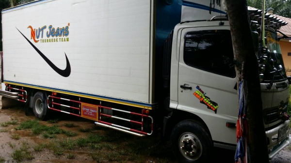 ฝากขาย 955,000บ หกล้อ ฮีโน้ FC 4JJ -175 ปี51บรรทุกตู้ ยาว 6.50ม สภาพดีเดิมสวยกริบ ไม่มีชน ทะเบียนพร้อมโอน ฝากขาย 955,000บ หกล้อ ฮีโน้ FC 4JJ -175 ปี51บรรทุกตู้ ยาว 6.50ม สภาพดีเดิมสวยกริบ ไม่มีชน ทะเบียนพร้อมโอน