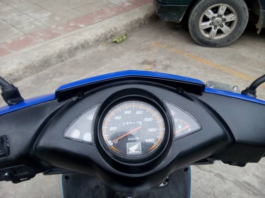 ขายลูกเดียวclick playปี2549 รถบ้าน ราคาไม่แพง มีเล่มเอกสารครบ