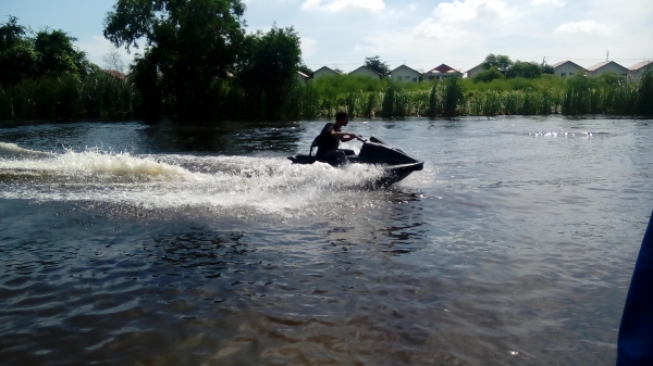 SEA DOO เรือพร้อมขับ 35,000