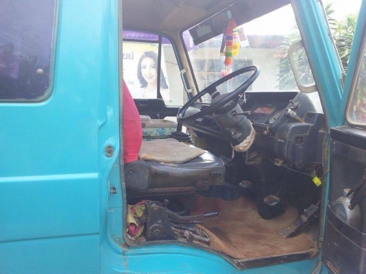 ขาย6ล้อดั้ม NISSAN สภาพพร้อมใช้งาน เอกสารพร้อมโอน สนใจโทร 090-8588220คุณนะ 093-3258446คุณบิว หรือเข้าดูสินค้าอื่นๆได้ที่ www.truck.in.th/498 หรือเพจFacebook ณรงค์ ซื้อขายรถมือสอง (เว็บไซต์ส่วนตัว) หรือFacebook ตลาดรถมือสอง คุณนะ