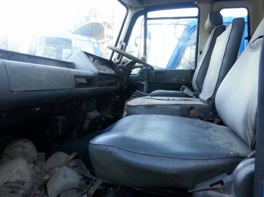 ขายรถ6ล้อกระบะบรรทุก สภาพพร้อมใช้งาน เอกสารพร้อมโอน สนใจโทร 090-8588220คุณนะ 093-3258446คุณบิว หรือเข้าดูสินค้าอื่นๆได้ที่ www.truck.in.th/498 หรือเพจFacebook ณรงค์ ซื้อขายรถมือสอง (เว็บไซต์ส่วนตัว) หรือFacebook ตลาดรถมือสอง คุณนะ