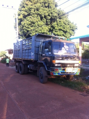 ขายดั้ม2เพลา ร็อกกี้นางฟ้า240 สภาพพร้อมใช้งาน เอกสารพร้อมโอน สนใจโทร 090-8588220คุณนะ 093-3258446คุณบิว หรือเข้าดูสินค้าอื่นๆได้ที่ www.truck.in.th/498 หรือเพจFacebook ณรงค์ ซื้อขายรถมือสอง (เว็บไซต์ส่วนตัว) หรือFacebook ตลาดรถมือสอง คุณนะ