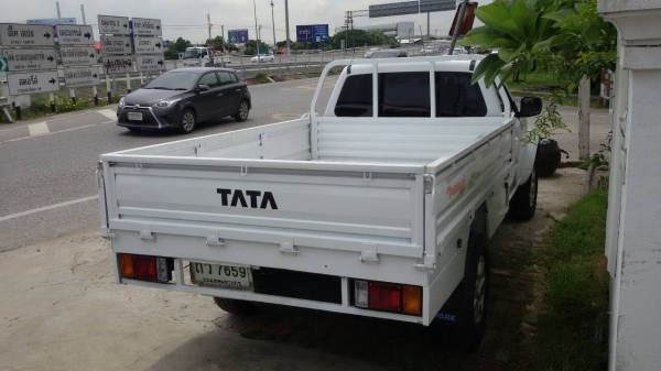 ขายรถกะบะ ทาทา ซีน่อน