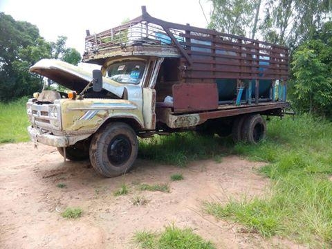 หัวยาว พร้อมถังน้ำ/อุปกรณ์ ใช้งานได้เลย  ราคา  225,000  บาท