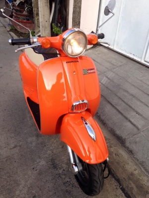 ขายรถป๊อป honda Giorno 50 cc limited (19000) ขายรถป๊อป honda Giorno 50 cc limited (19000)
