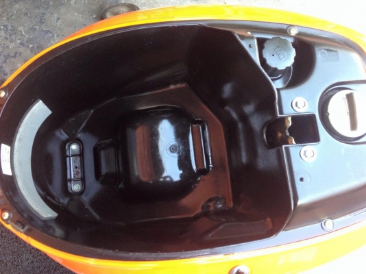 ขายรถป๊อป honda Giorno 50 cc limited (19000) ขายรถป๊อป honda Giorno 50 cc limited (19000)