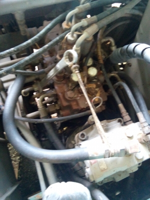 แมคโคพร้อมเทนเลอร์เลิกกิจการ 600000