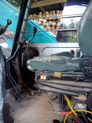 แมคโคพร้อมเทนเลอร์เลิกกิจการ 600000