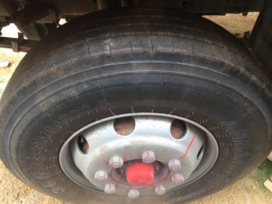 10ลัอด้ัม 360แรงปี56..ไมล์90000-110000. กิโล มีระบบลาก ยางเต็ม