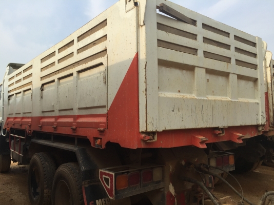 10ลัอด้ัม 360แรงปี56..ไมล์90000-110000. กิโล มีระบบลาก ยางเต็ม