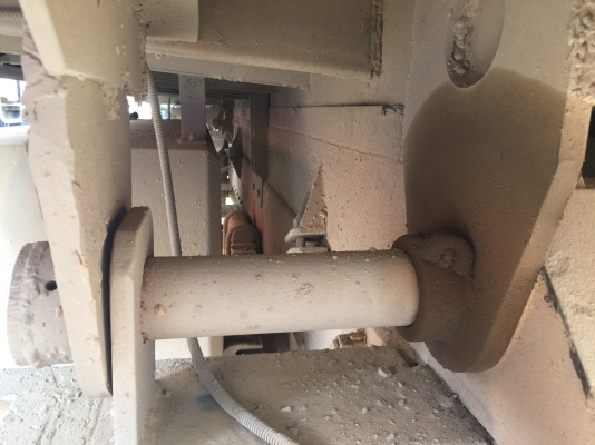 10ลัอด้ัม 360แรงปี56..ไมล์90000-110000. กิโล มีระบบลาก ยางเต็ม