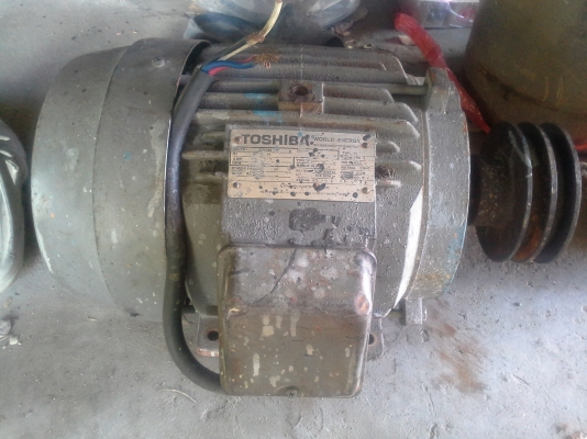 ขาย มอเตอร์ไฟฟ้า  5  แรง  3  เฟส