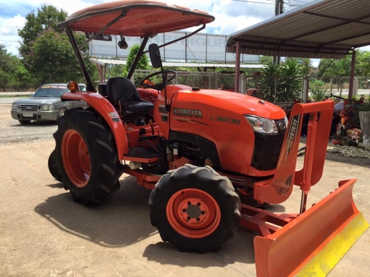 ขายรถไถ Kubota L3608(4WD) พร้อมใบมีดและผานพรวน รถพร้อมใช้งาน