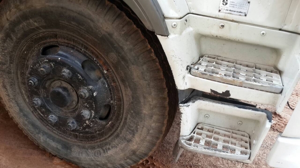 HONO FF1Jหกล้อใหญ่ 212แรงม้า