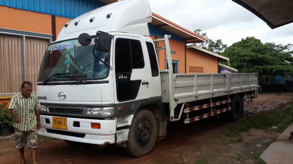 HINO FF1J หกล้อใหญ่ 212 แรงม้า ยาง900