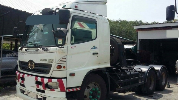 รถบรรทุก 10 ล้อหัวลาก HINO ขนาด 260 แรงม้า รถจดทะเบียนปี 2550 รถบรรทุก 10 ล้อหัวลาก HINO ขนาด 260 แรงม้า รถจดทะเบียนปี 2550