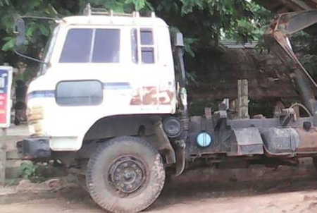 **ดาวน์ 250,000 บ.ต่อรอง/// 10ล้อ2เพลาดั้ม HINO F-18 185HP **ขายดาวน์ เปลี่ยนสัญญาส่งต่อ HINO F-18 10ล้อ2เพลาดั้มเกษตร พร้อมใช้งาน HINO FM187LA HO7C-185HP เครื่องเดิม เกียร์เดิม เครื่องดี แน่นดี ครับ เกียร์ดี ไม่หลุดครับ ช่วงล่างเดิม แน่นดีครับ คัสซีดี ไม