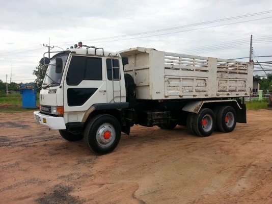 ขายดั้ม2เพลา MITSUBISHI FN527M-A เบรกใหญ่ เครื่อง195แรง พ.เพาเวอร์ เบรกทิฟฟี่ ภายในสวย แอร์เย็น สภาพพร้อมใช้งาน เอกสารพร้อมโอน ราคา790,000 สนใจโทร 090-8588220คุณนะ 093-3258446คุณบิว หรือเข้าดูสินค้าอื่นๆได้ที่ www.truck.in.th/498 หรือเพจFacebook ณรงค์ ซื้