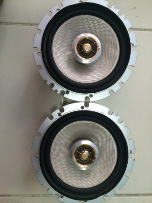 ลำโพงKENWOOD KFC-U1692 6.5นิ้ว 2ทาง 160W โคลงหล่อ กรวยเคฟล่า สภาพสวย มือ2 ญี่ปุ่น
